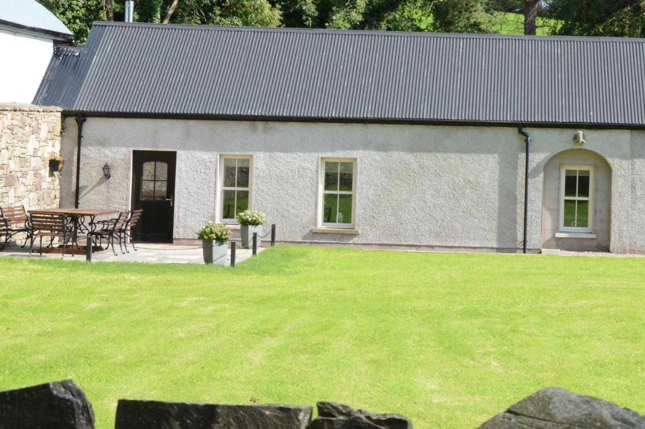 Rectory Cottage. Close To And Lakes. Holiday home