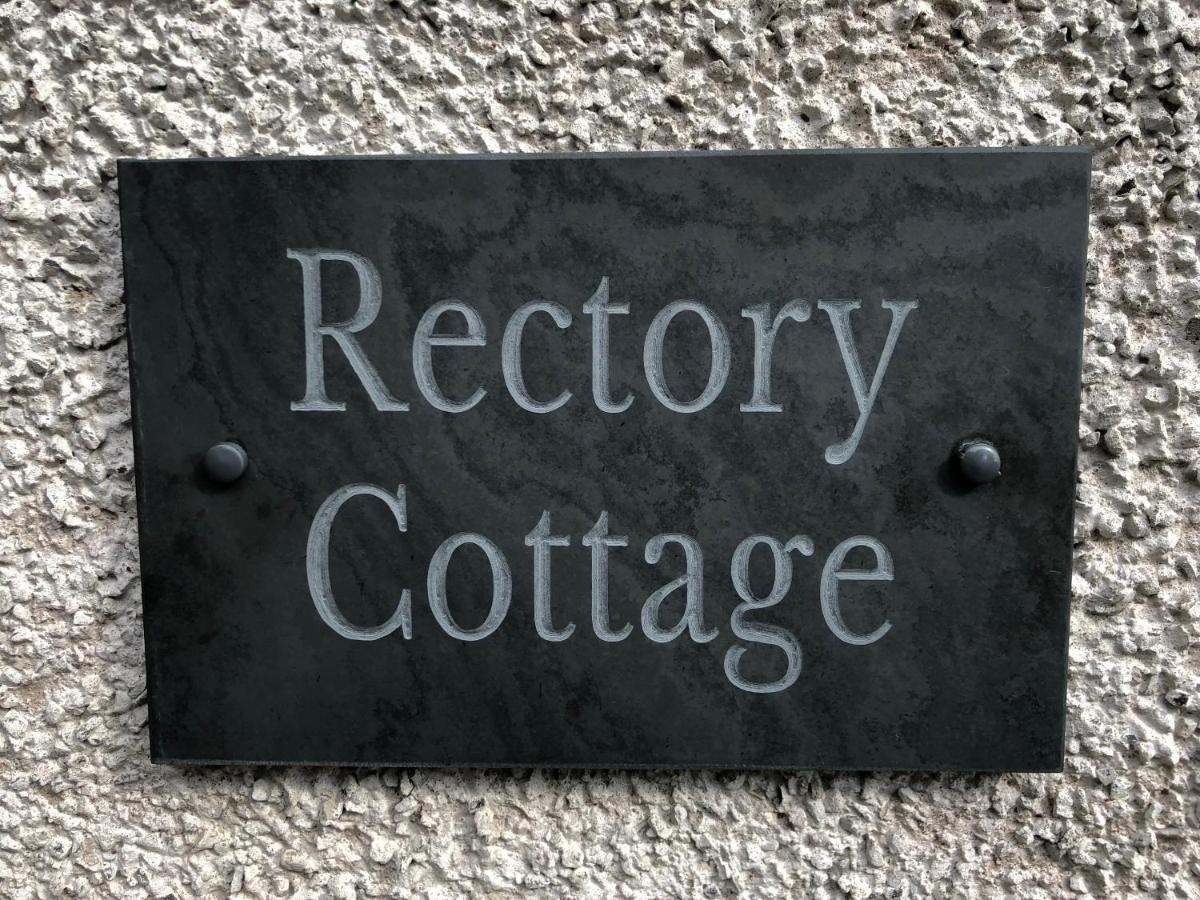 Rectory Cottage. Close To And Lakes. Holiday home