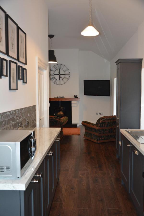 Rectory Cottage. Close To And Lakes. * Enniskillen